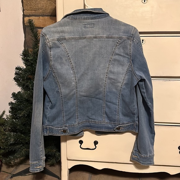 Jean jacket - Picture 3 of 3